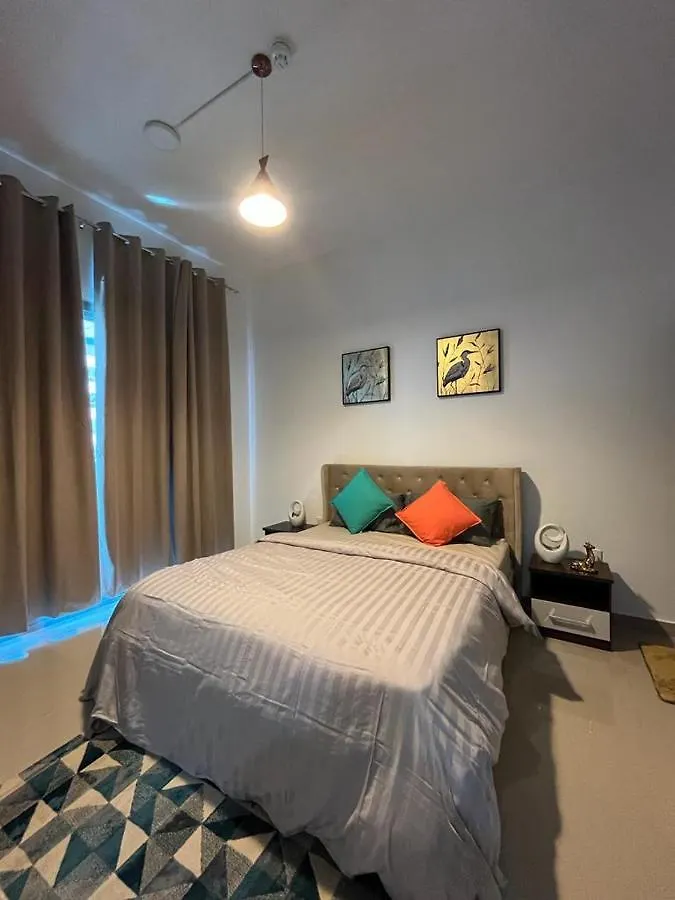 Holiday Nest At Dubai Marina Apartment