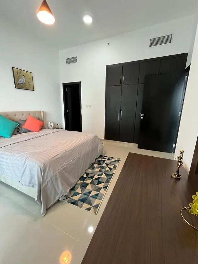 Apartment Holiday Nest At Dubai Marina United Arab Emirates