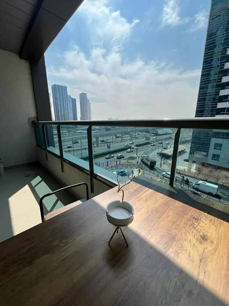 Apartment Holiday Nest At Dubai Marina
